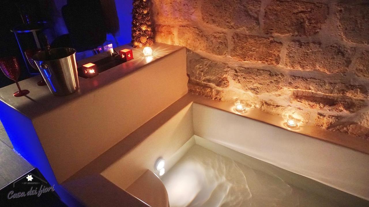 My Monopoli -Casa Dei Fiori Suite "Tulipano Nero" Centro Storico Dış mekan fotoğraf